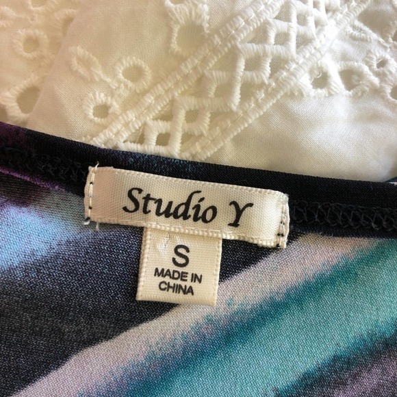 Studio Y Layered Halter Top - Picture 3 of 3